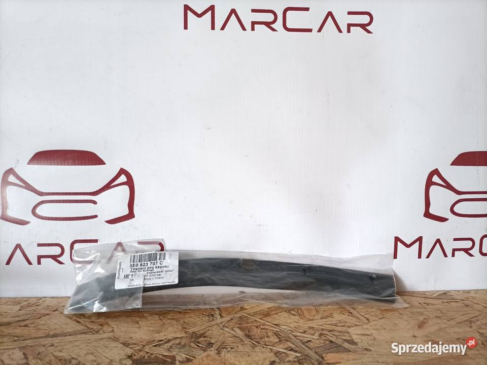 SKODA OCTAVIA MK3 USZCZELKA MASKI 5E0823707C Pleszew sprzedam
