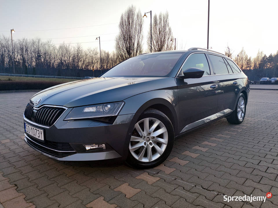 Skoda Superb Bogate wyposażenie II właściciel 120KM Sosnowiec
