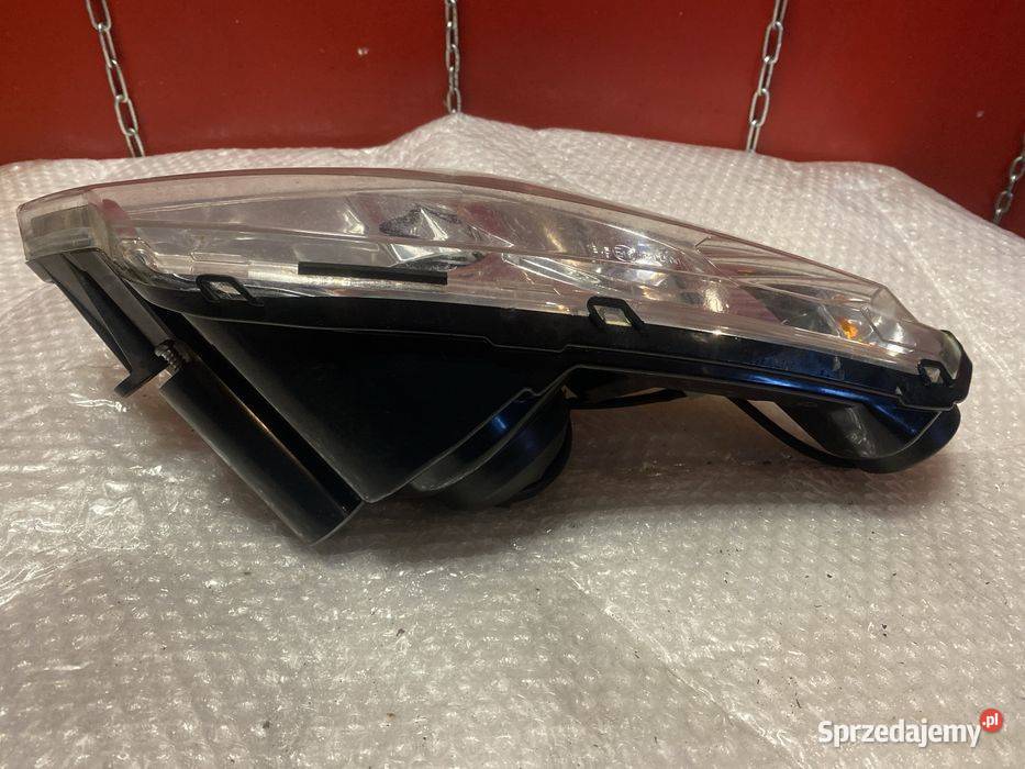 Peugeot Satelis 125 lampa reflektor przód B889 Motoryzacja Poznań