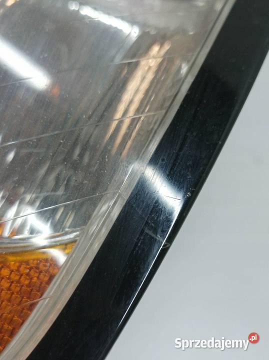 LAMPA PRZÓD PRAWA EUROPA LIFT 31265695RH Volvo osobowe Lampy przednie