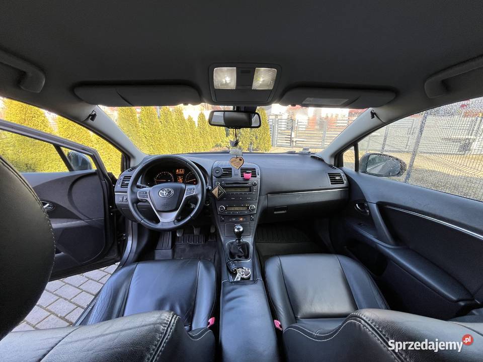 Toyota Avensis 18 Premium skórzana tapicerka Szczecin