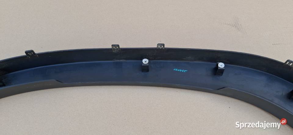 VOLVO FH4 LISTWA NAKŁADKA NADKOLA PRAWA BANAN Bieleń