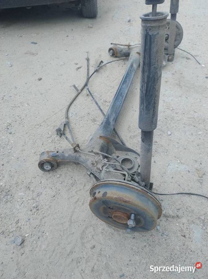 Belka Tylna Oś Bębny Kpl Toyota Yaris III Lift osobowe Elbląg