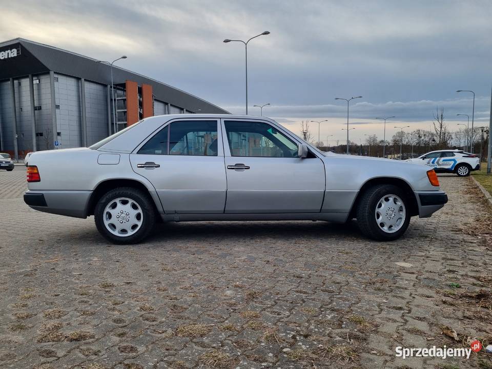 Mercedes Benz W124 200E 1993 niski przebieg Szczecin sprzedam