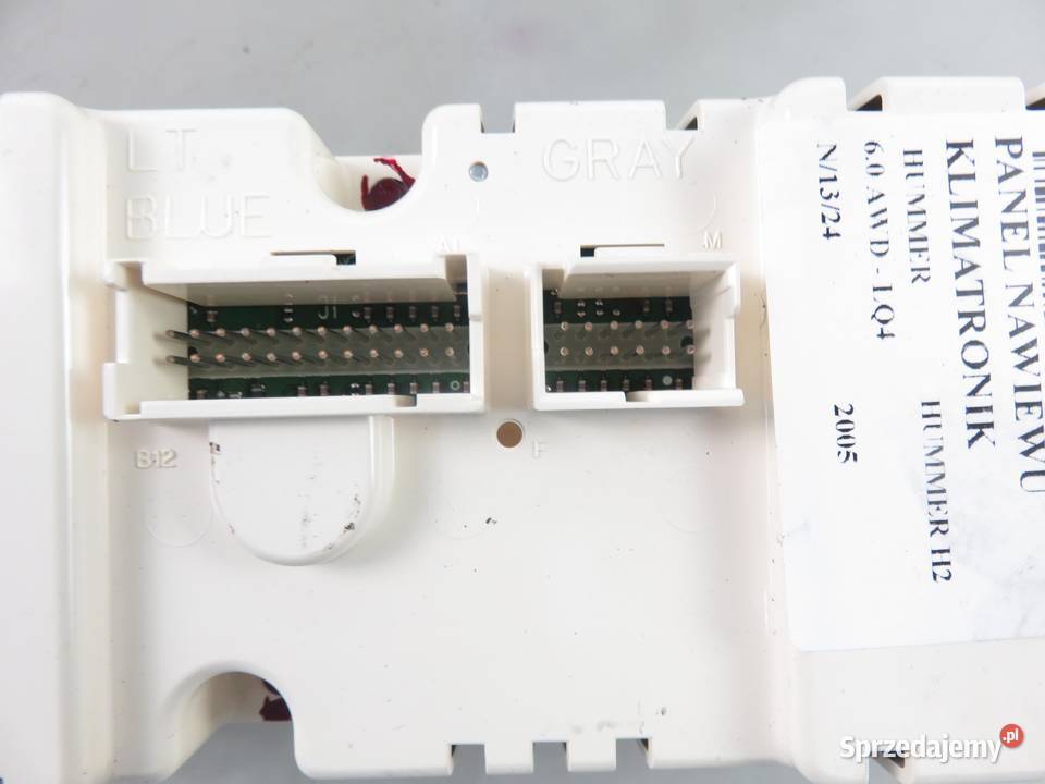 PANEL NAWIEWU HUMMER H2 21998695 osobowe