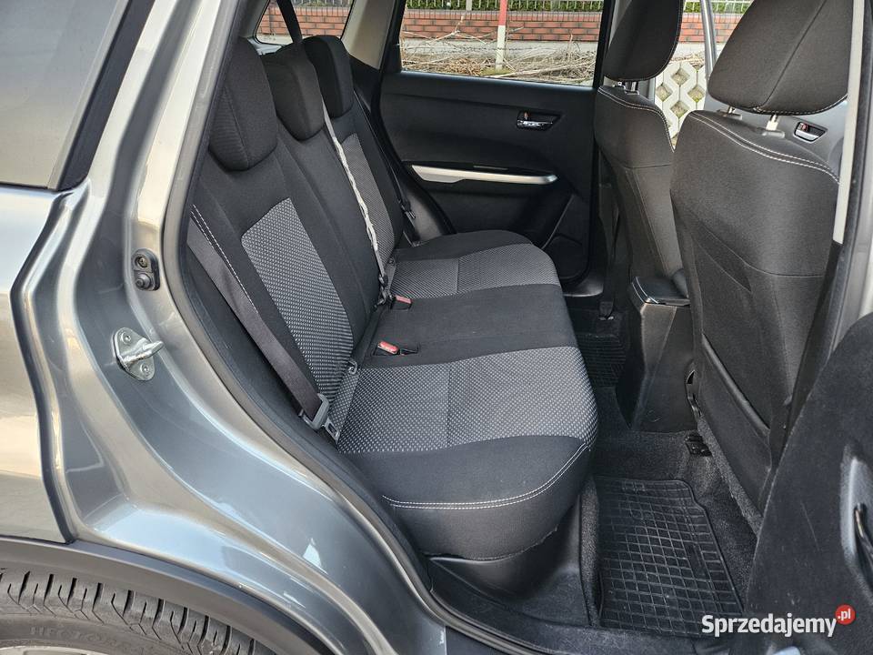 Suzuki Vitara 2016 napęd 4x4 16 benzyna salon serwisowany w ASO Rzeszów