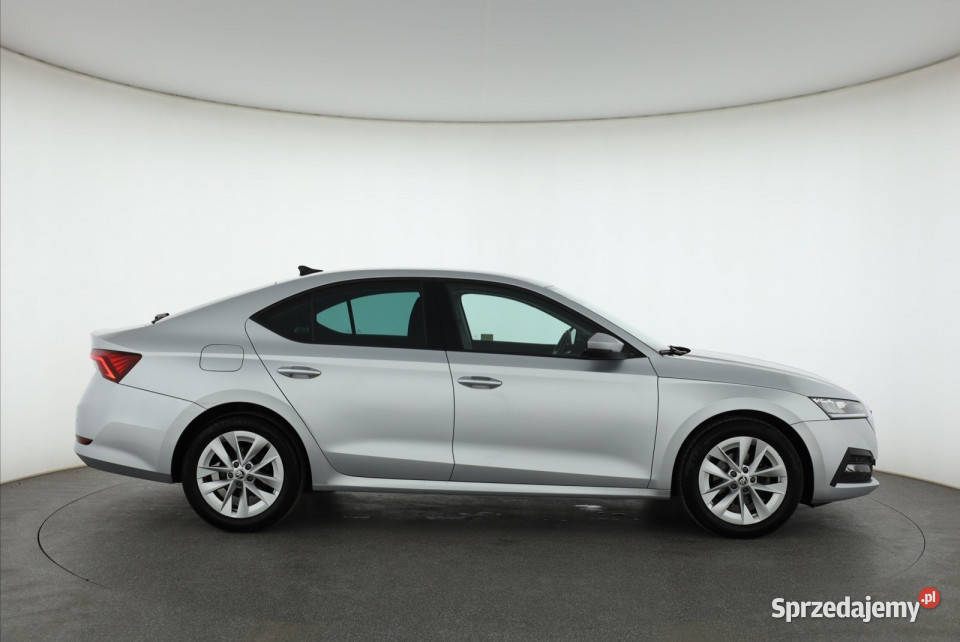 Skoda Octavia 15 TSI kamera cofania Piaseczno sprzedam