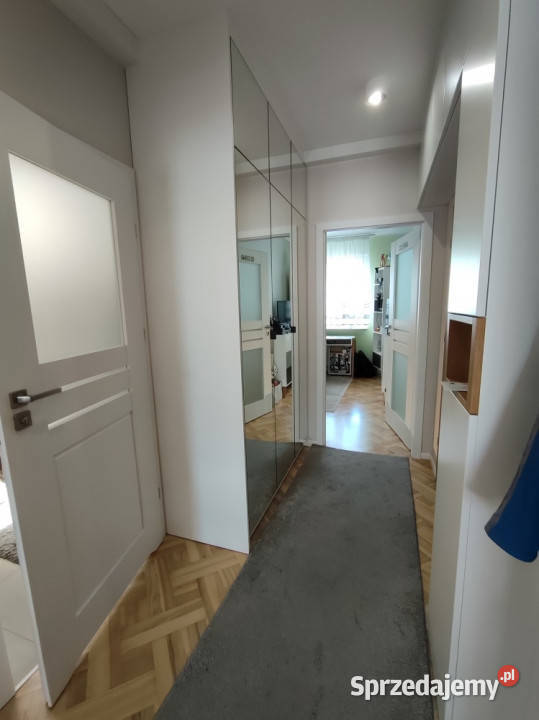 Białołęka 2 pok mieszk z garażem i kom lok 2500 balkon sprzedam