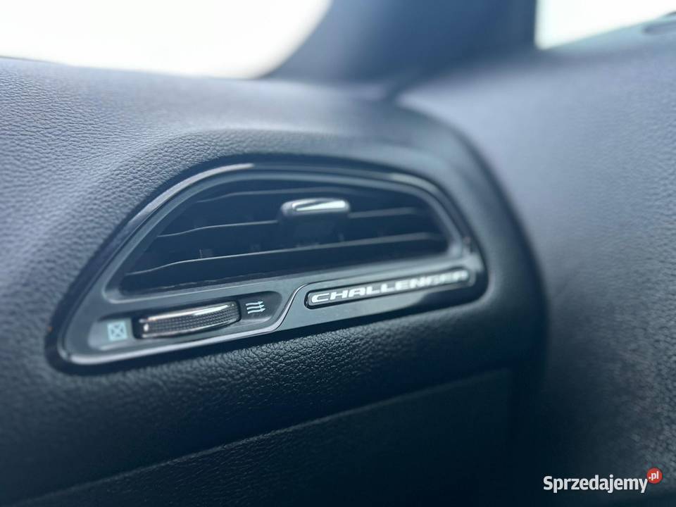 Dodge challenger piękny 309KM Piekoszów