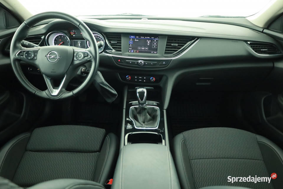 Opel Insignia 15 Turbo tempomat