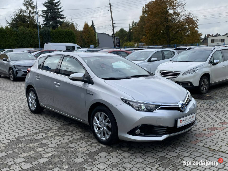 Toyota Auris 18 Hybryda KameraNavi Gwarancja czujnik zmierzchu Tarnowskie Góry