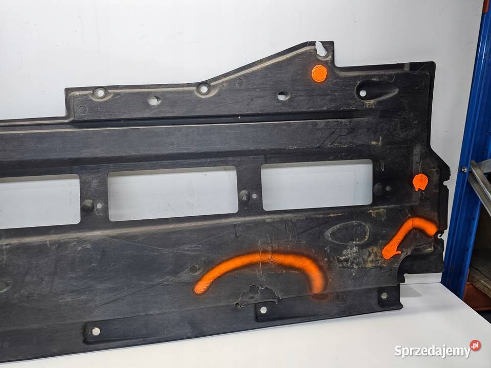 OSŁONA PODWOZIA PRAWA AUDI A6 C6 4F0825208G Przystajń