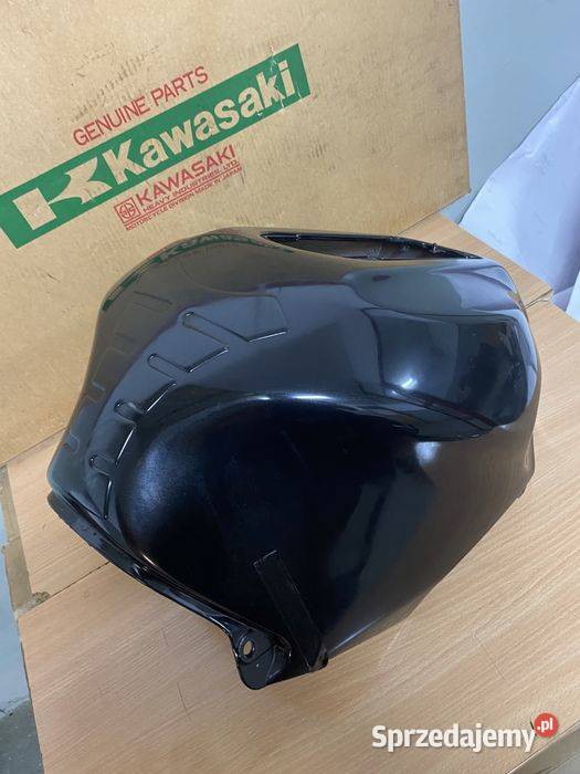 Kawasaki ZX12R Nakładka na bak paliwa osłona Poznań