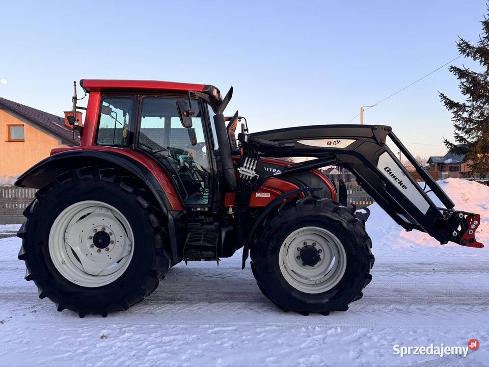 Valtra N142 Versu Tur Quick Q6M Ładowacz czołowy Odechów