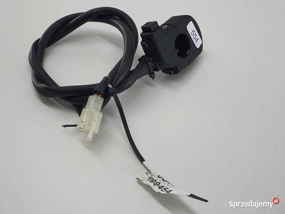 HONDA CBF 125 JC40 PRZEŁĄCZNIK PRAWY Janowice sprzedam