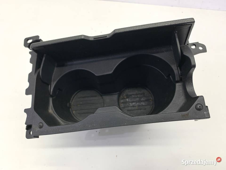 UCHWYT NA NAPOJE FORD MUSTANG V SportowyCoupe osobowe sprzedam