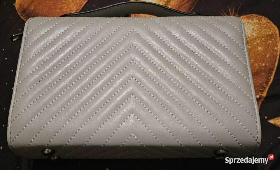 Sprzedam torebkę szarą na ramię ma kieszonki Kraków