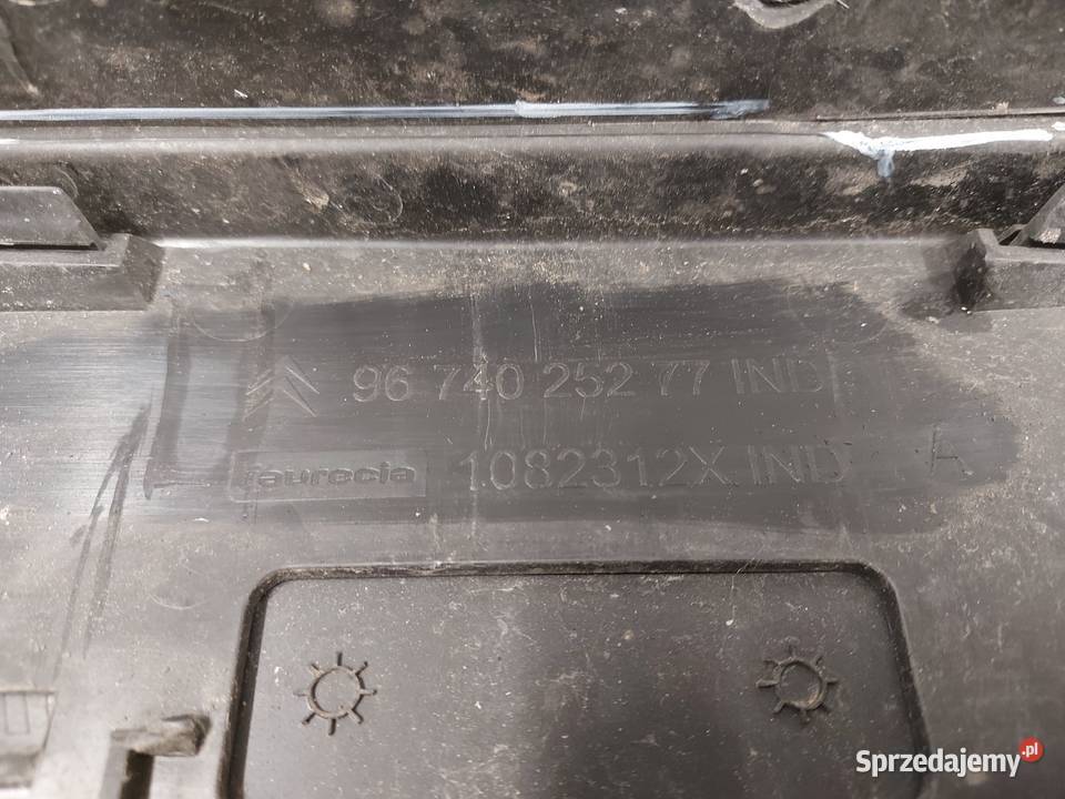 CITROEN DS3 11r grill atrapa 9674025277