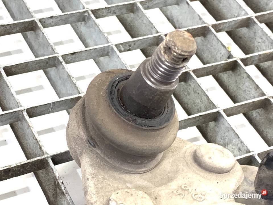 WAHACZ PRAWY PRZÓD HONDA HRV Crossover PRZEDNI