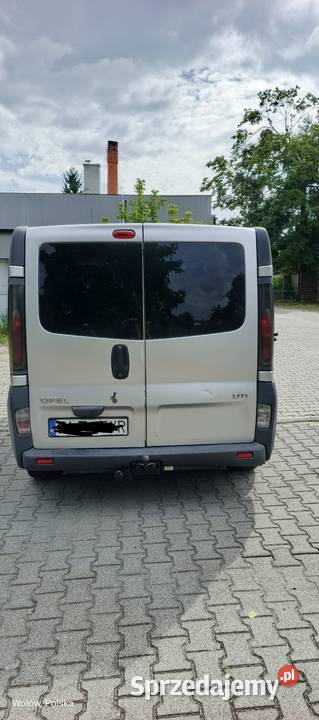 Opel Vivaro 9 osobowy Wołów