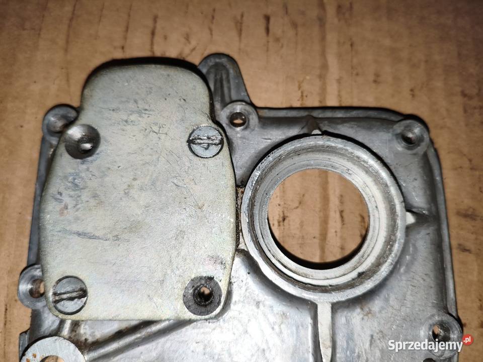 Dekiel pokrywa skrzyni biegów Ural M62 Motoryzacja Leszno