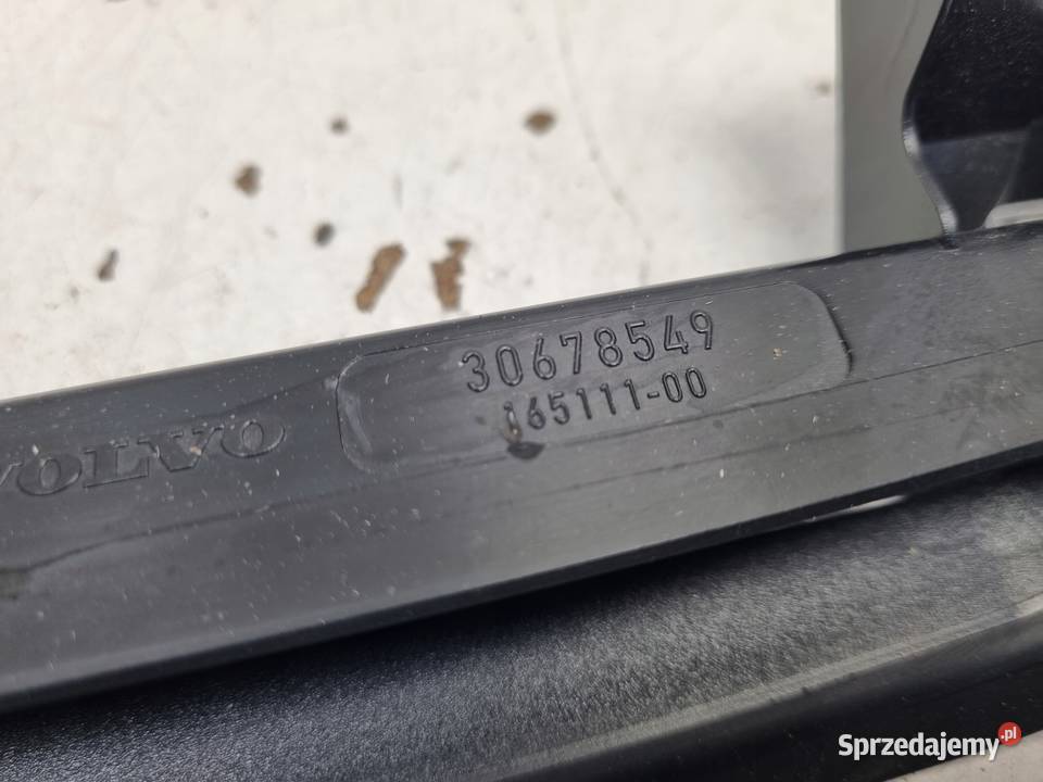 Volvo V70 III XC70 II 0716r TRZECIE ŚWIATŁO STOP Światła stop Części samochodowe