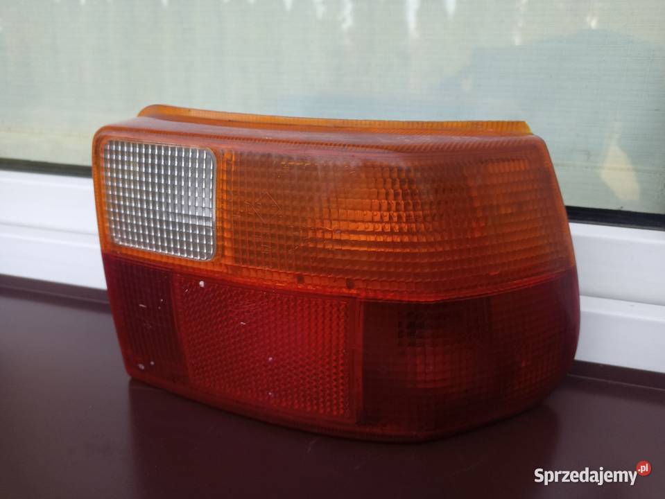 Opel Astra F HB lampa tył tylna prawa wkład sprzedam
