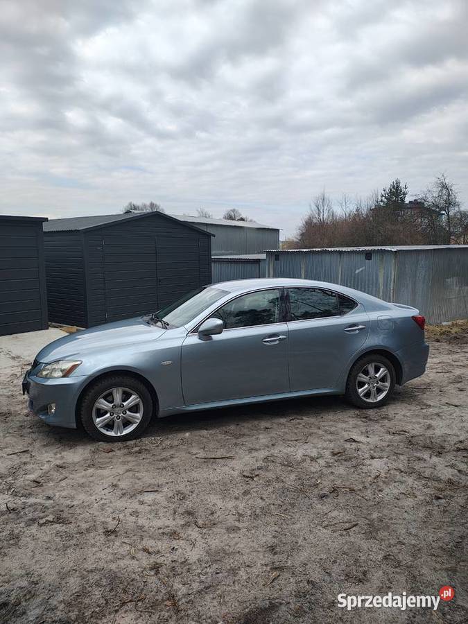 Lexus IS 220D 177