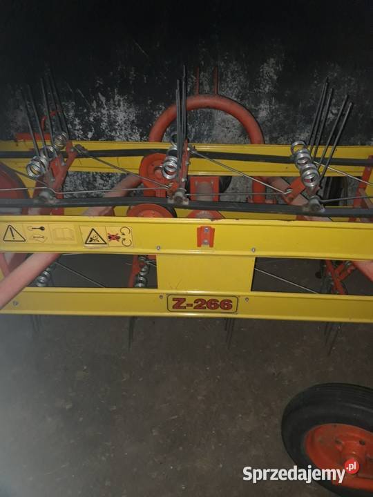 Sprzedam Zgrabiarki i przetrząsacze Borowie