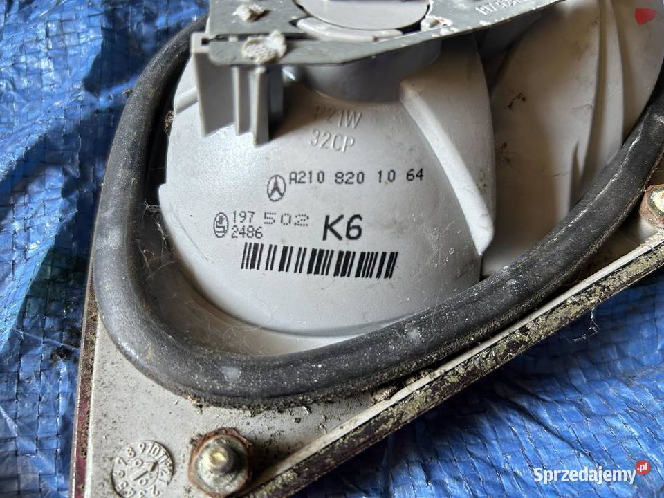 MercedesBenz E W210 Lampa Tylna w Klapę Europa Bolesławiec sprzedam