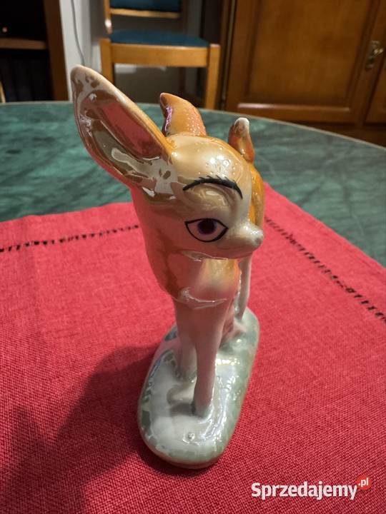 Figurka z porcelany z czasów PRL lata 60te Porcelana i szkło