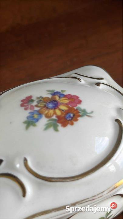 Puzderko Syg Gerold Tettau Porcelana ecru Porcelana i szkło Gdańsk sprzedam