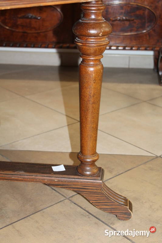 stol ośmiokątny drewniany 1584	Fiaf zachodniopomorskie