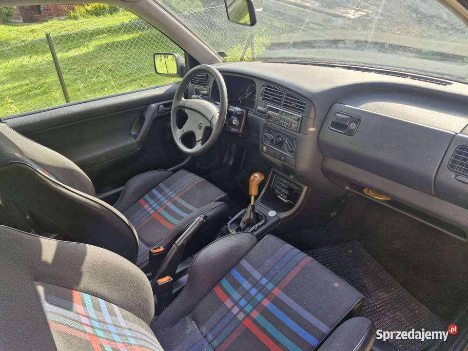 Golf III 18 GT benzyna małopolskie Jabłonka sprzedam