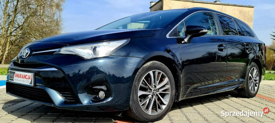 Toyota Avensis 16 D4D Touring Sport Executive 165000km Więcławice Stare