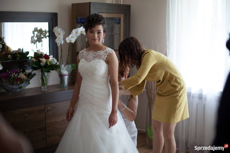 ANGELINA ms moda suknia ślubna 2014 koronka kolo Ożarów