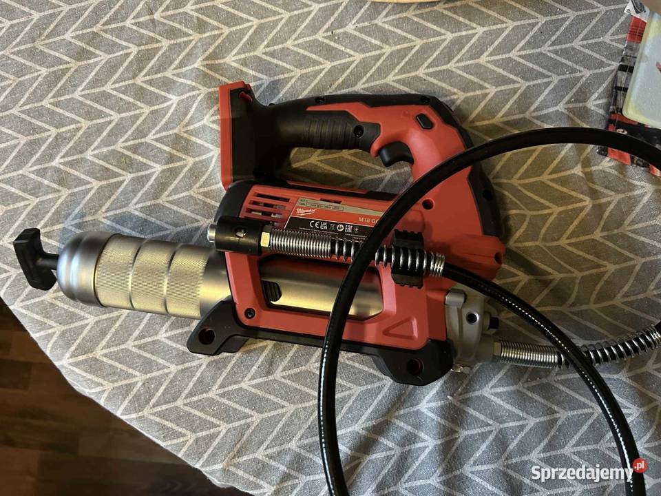 Smarownica akumulatorowa Milwaukee 18V Białystok