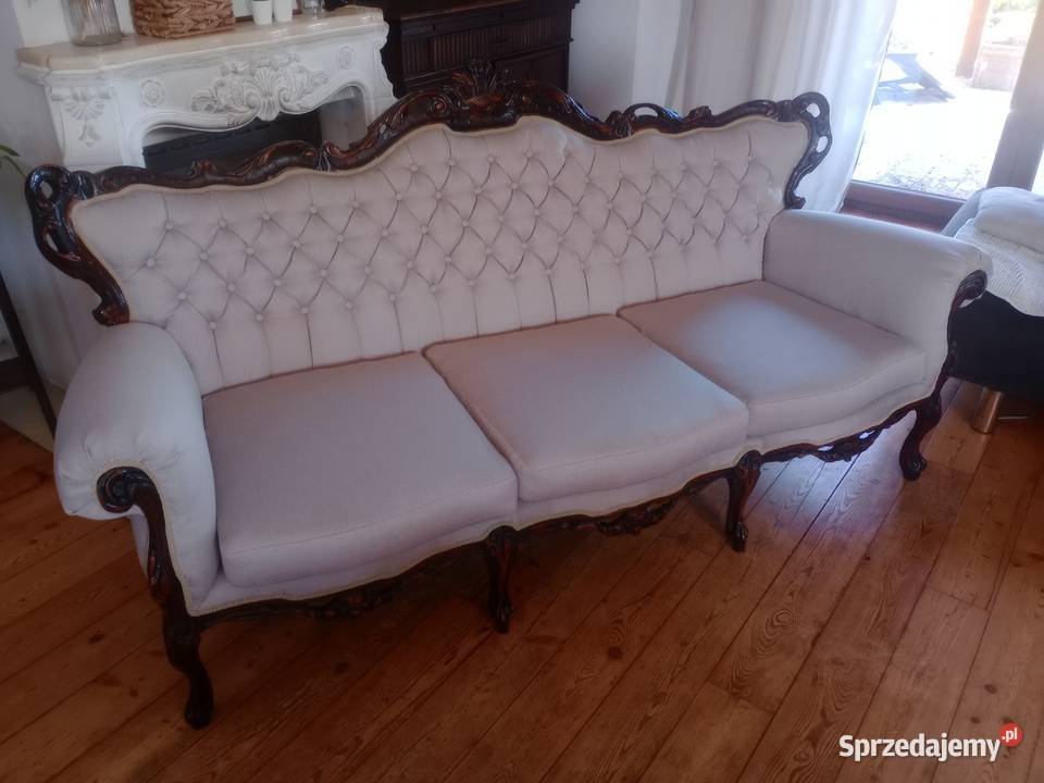 Stylowa sofa ludwikowska piękna renowacji