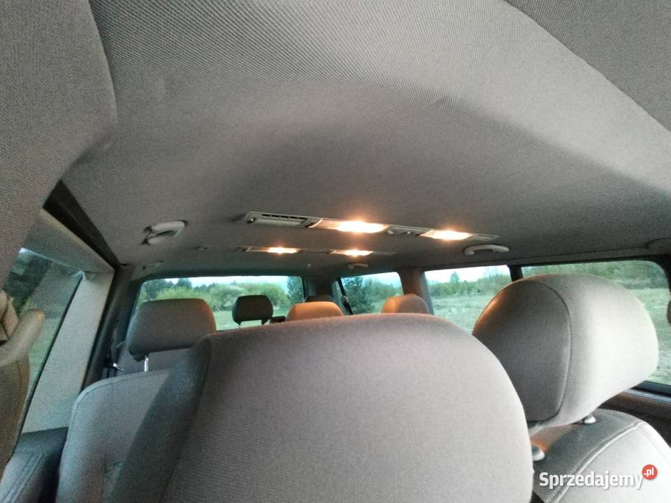 vw t5 caravele 2005r 9 osób klimanawiewy na diesel