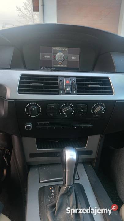 BMW e61 525d radio