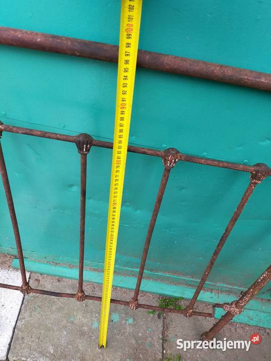 Przedwojenne żeliwne zagłówki do łóżka zachodniopomorskie Połczyn-Zdrój