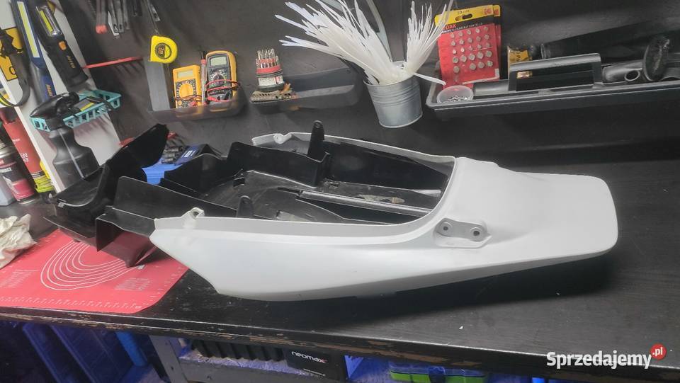 Zadupek ogon lampa nadkole honda cb1300 owiewka