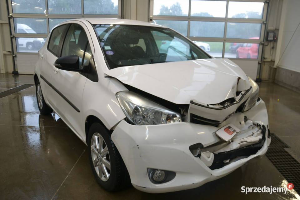 Toyota Yaris 10 benzyna 70 EKONOMICZNY niski Kęty