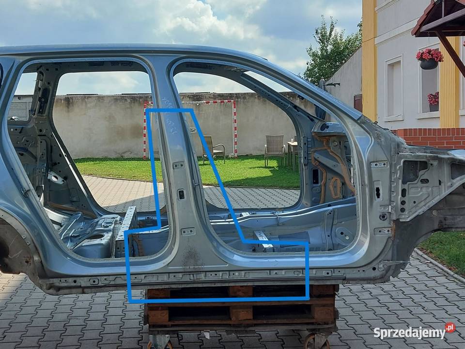 Volvo XC90 II D5 Słupek próg prawy 47746