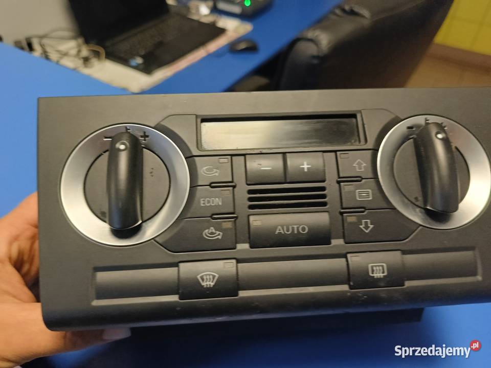 Panel Climatronic Audi A3 8P Słomniki
