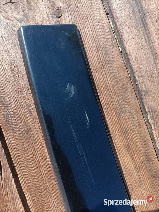 Cadillac srx 20042009 listwa dachu przód Rok produkcji 2004 Małogoszcz