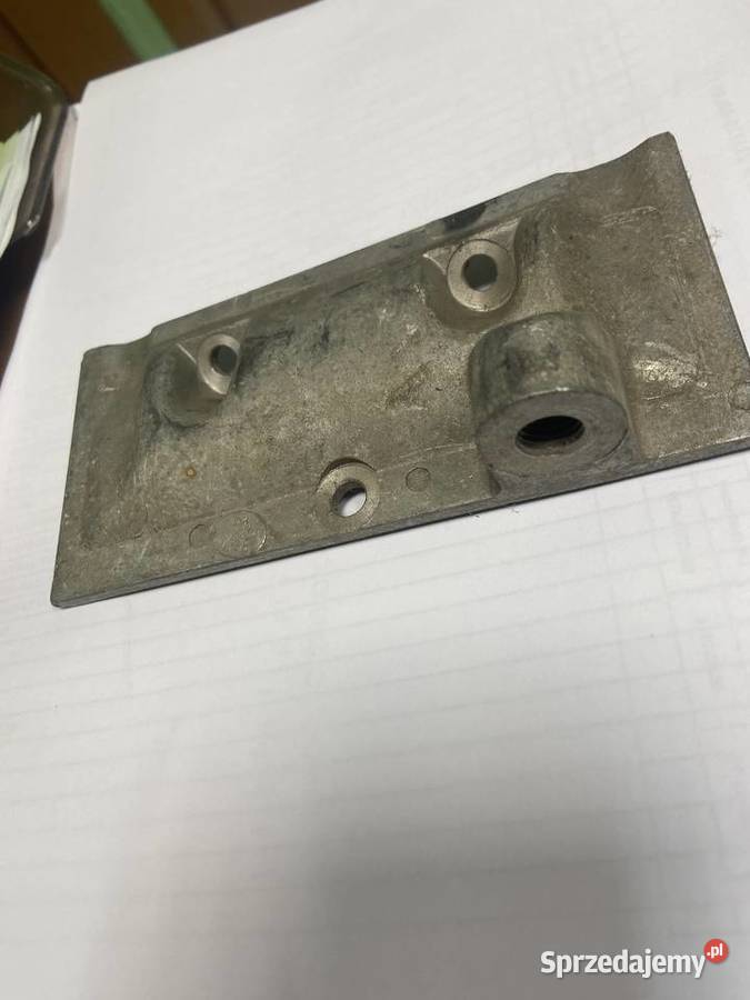 POKRYWA BOCZNA POMPY WTRYSKOWEJ C360 P213408 Siedlce