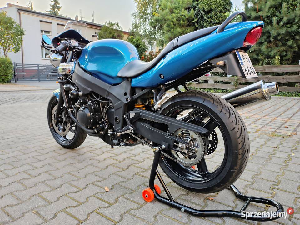 Triumph Speed Four naked streetfighter 34 000 garażowany wielkopolskie Poznań