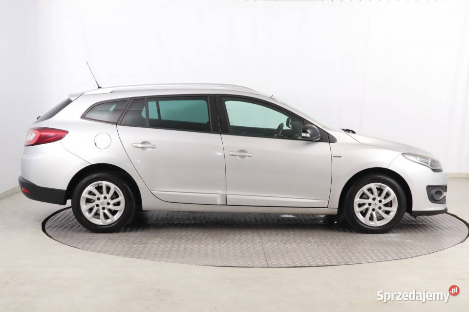 Renault Megane 12 TCe tempomat