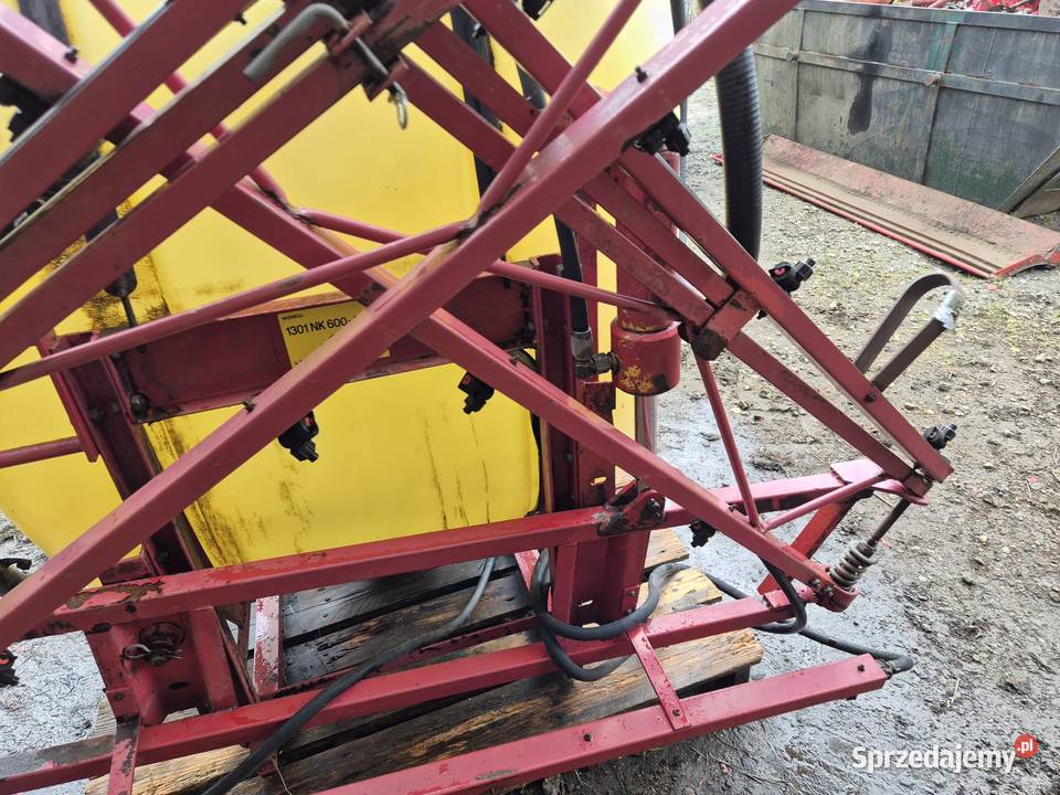 Opryskiwacz Hardi 800l 12m